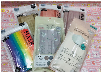 カラー不織布マスク続々入荷中‼